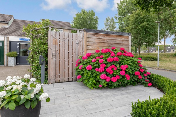 Medium property photo - Amaryllishof 23, 1338 LH Almere